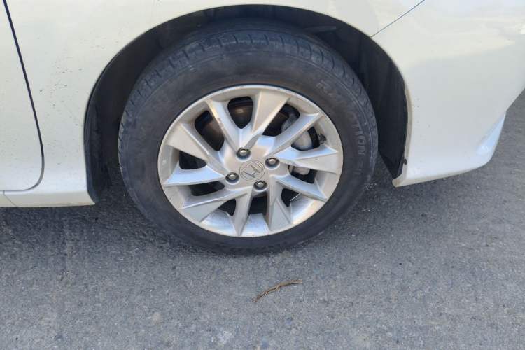 Used Honda Gienia 2017 1.5L CVT Comfort Version Right Front Wheel Hub