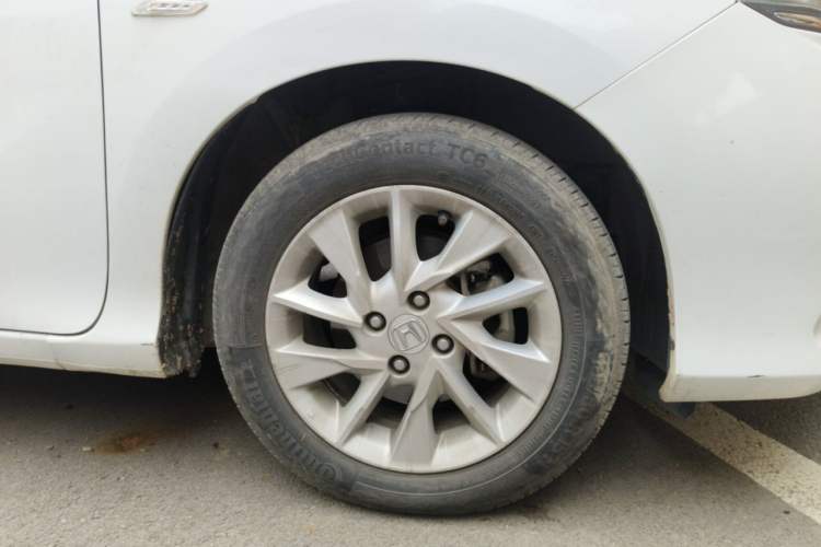 Used Honda Gienia 2017 1.5L CVT Comfort Version Right Front Wheel Hub
