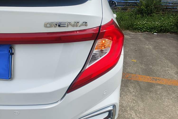 Used Honda Gienia 2017 1.5L CVT Classic Edition Right Rear Taillight
