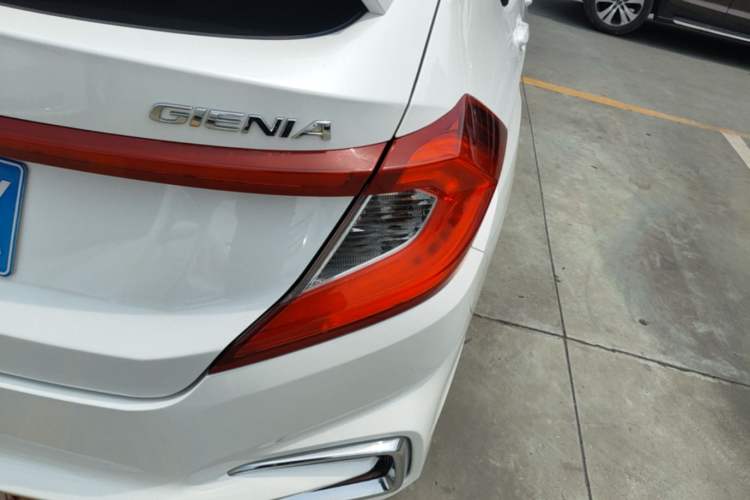 Used Honda Gienia 2017 1.5L CVT Classic Edition Right Rear Taillight