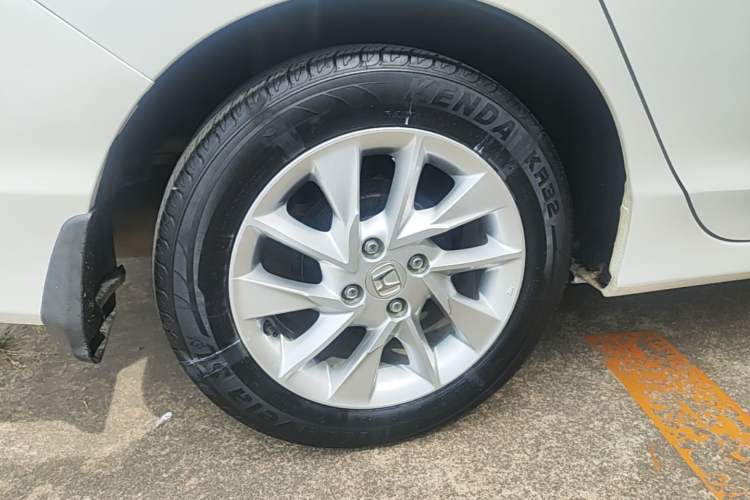 Used Honda Gienia 2017 1.5L CVT Classic Edition Right Rear Wheel Hub
