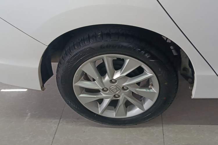 Used Honda Gienia 2017 1.5L CVT Classic Edition Right Rear Wheel Hub