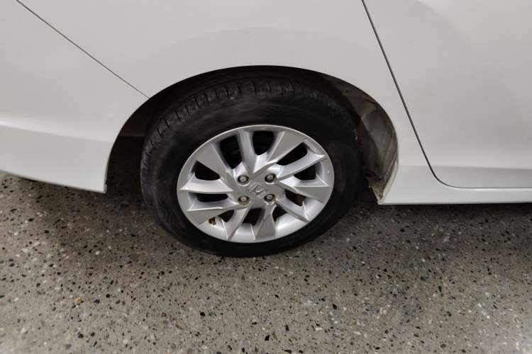 Used Honda Gienia 2017 1.5L CVT Classic Edition Right Rear Wheel Hub