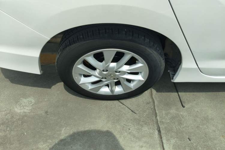 Used Honda Gienia 2017 1.5L CVT Classic Edition Right Rear Wheel Hub