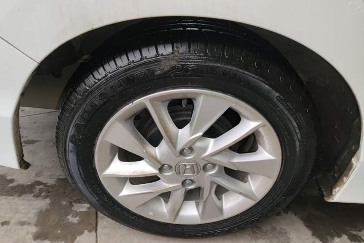 Used Honda Gienia 2017 1.5L CVT Classic Edition Right Rear Wheel Hub