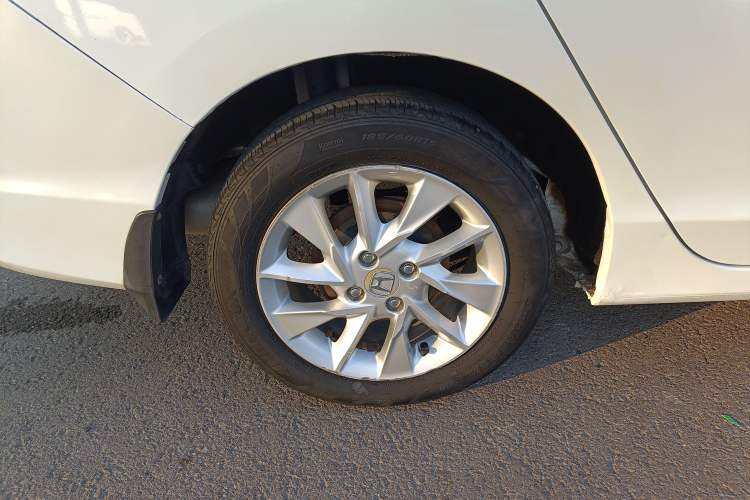 Used Honda Gienia 2017 1.5L Manual Classic Edition Right Rear Wheel Hub