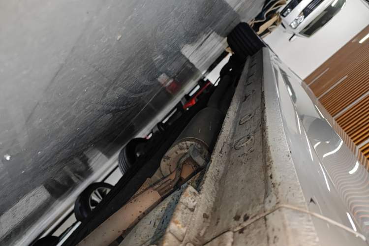 Used Honda Gienia 2017 1.5L CVT Classic Edition Right Side Sill