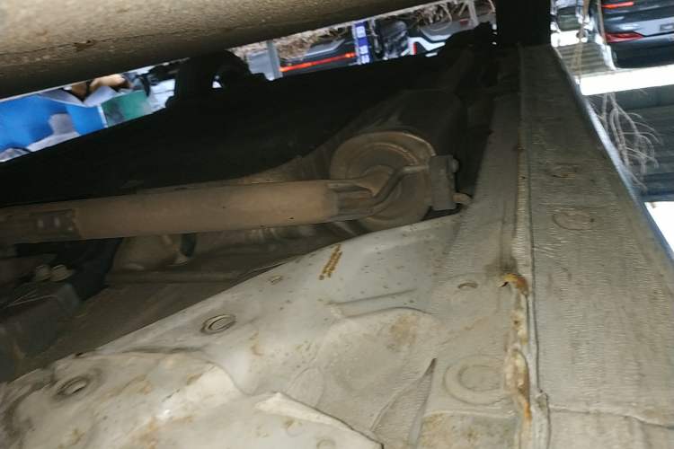 Used Honda Gienia 2017 1.5L CVT Luxury Edition Right Side Sill