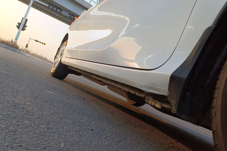 Used Honda Gienia 2017 1.5L Manual Classic Edition Right Side Sill