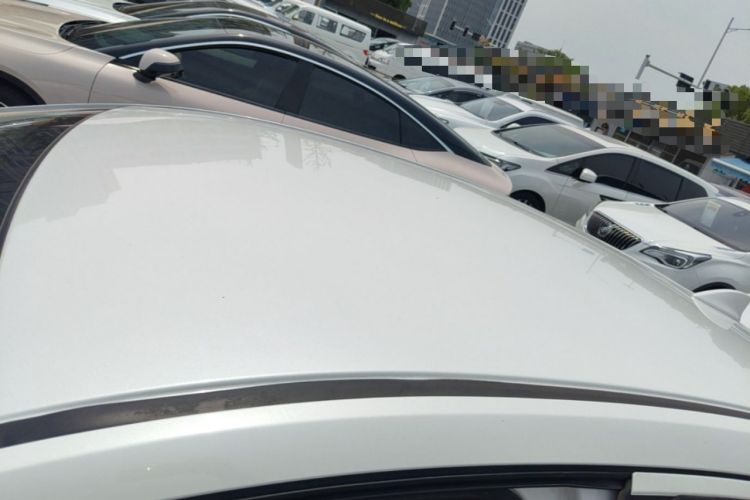 Used Honda Gienia 2017 1.5L CVT Classic Edition Roof