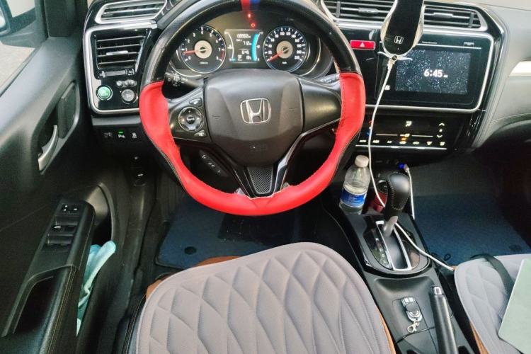 Used Honda Gienia 2017 1.5L CVT Luxury Edition Steering Wheel