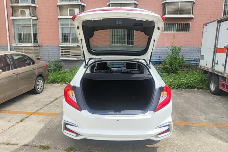 Used Honda Gienia 2017 1.5L CVT Classic Edition Trunk