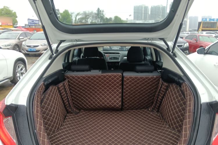 Used Honda Gienia 2017 1.5L CVT Classic Edition Trunk