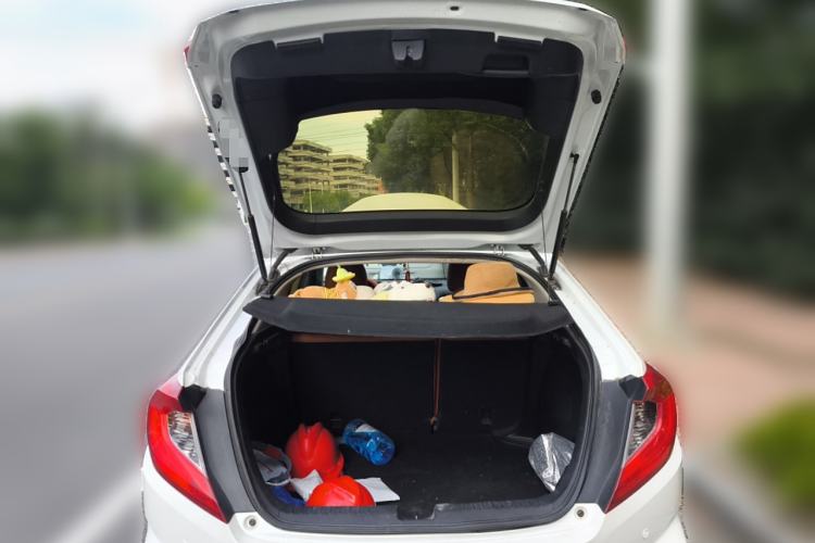 Used Honda Gienia 2017 1.5L CVT Classic Edition Trunk