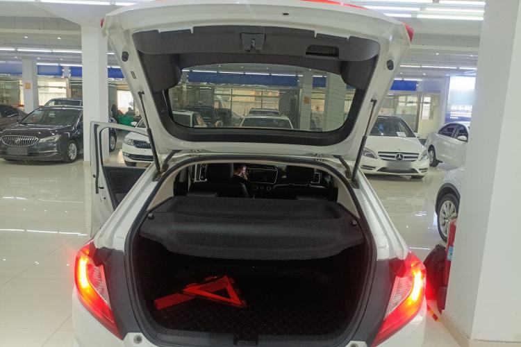 Used Honda Gienia 2017 1.5L CVT Comfort Version Trunk