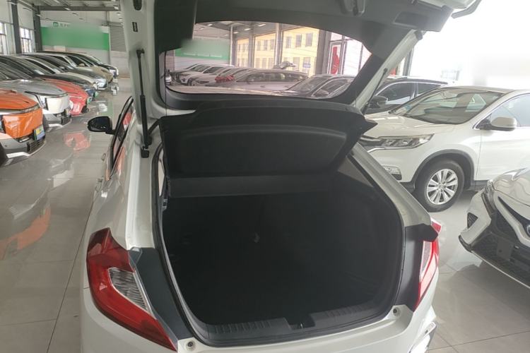 Used Honda Gienia 2017 1.5L CVT Comfort Version Trunk