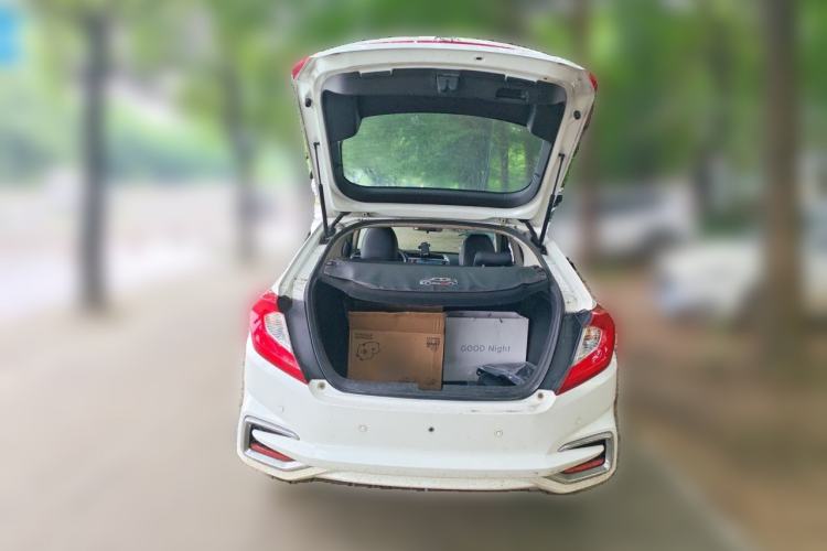 Used Honda Gienia 2017 1.5L CVT Classic Edition Trunk