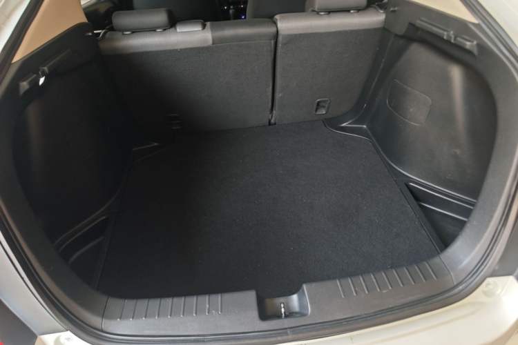 Used Honda Gienia 2017 1.5L CVT Classic Edition Trunk