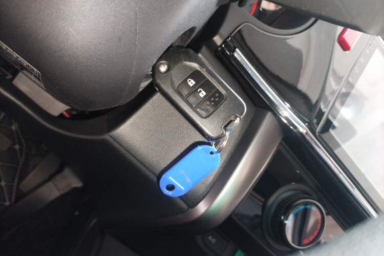 Used Honda Gienia 2017 1.5L CVT Classic Edition Vehicle Key