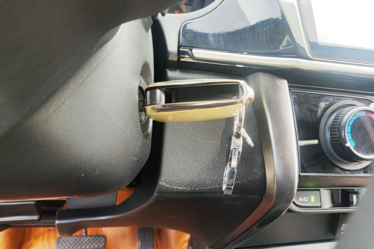 Used Honda Gienia 2017 1.5L CVT Classic Edition Vehicle Key