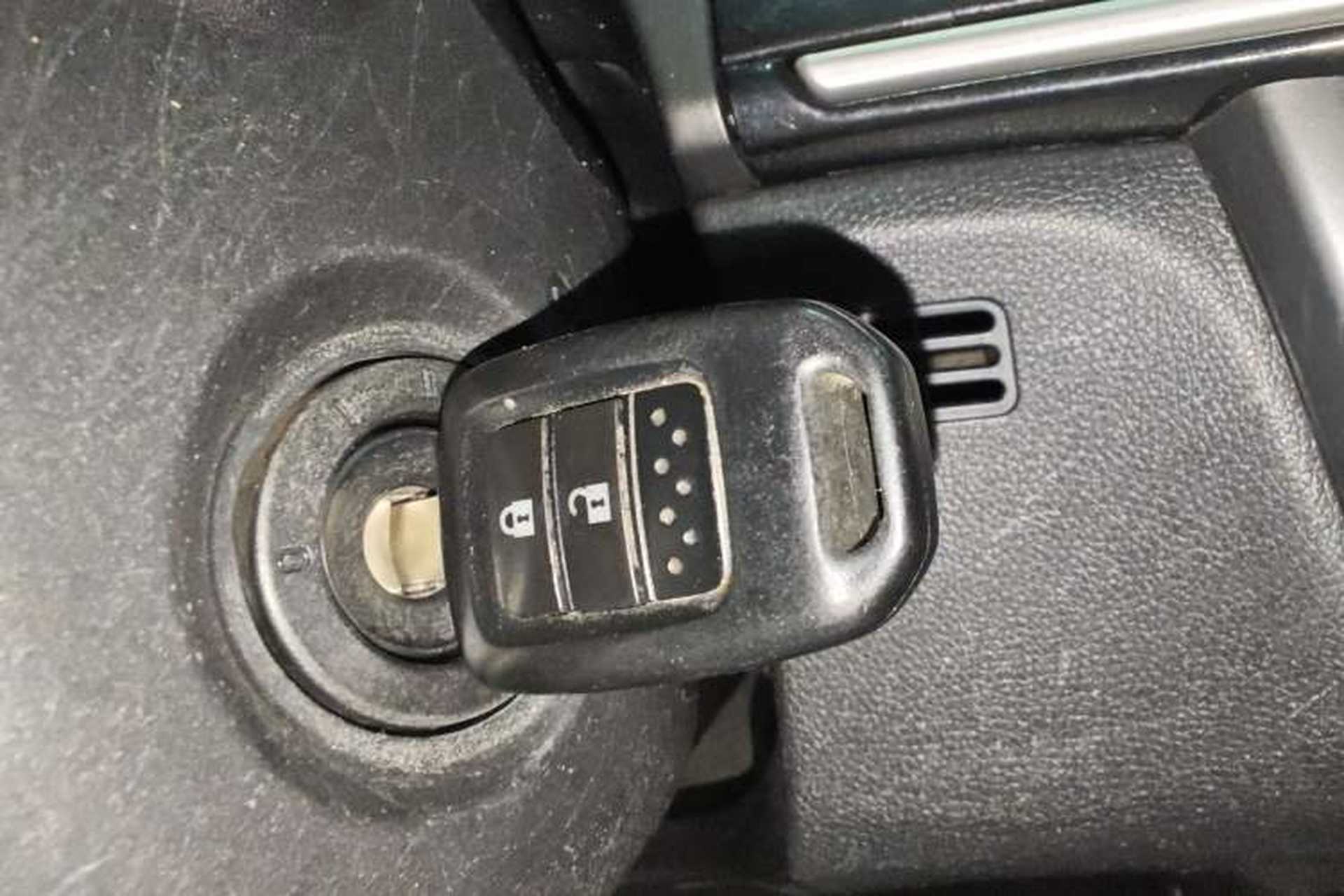 Used Honda Gienia 2017 1.5L CVT Classic Edition Vehicle Key