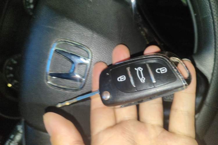 Used Honda Gienia 2017 1.5L CVT Comfort Version Vehicle Key