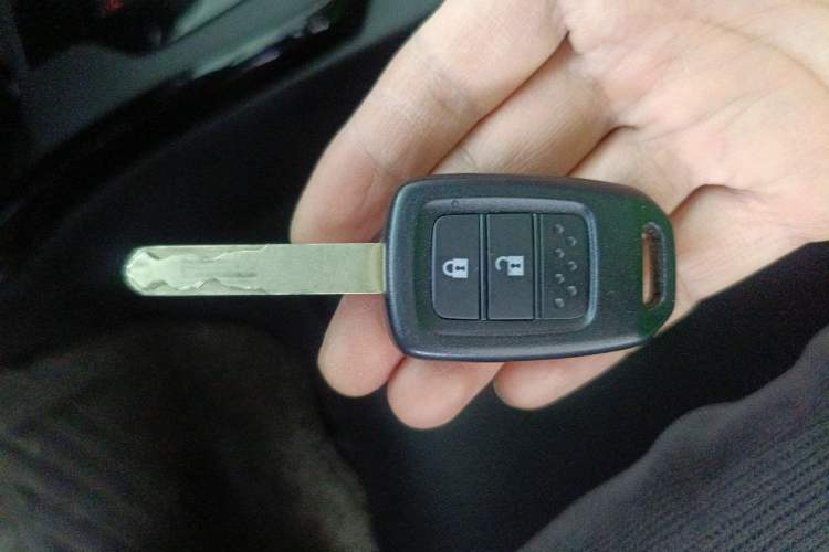 Used Honda Gienia 2017 1.5L CVT Comfort Version Vehicle Key