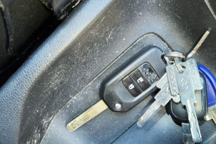 Used Honda Gienia 2017 1.5L Manual Classic Edition Vehicle Key