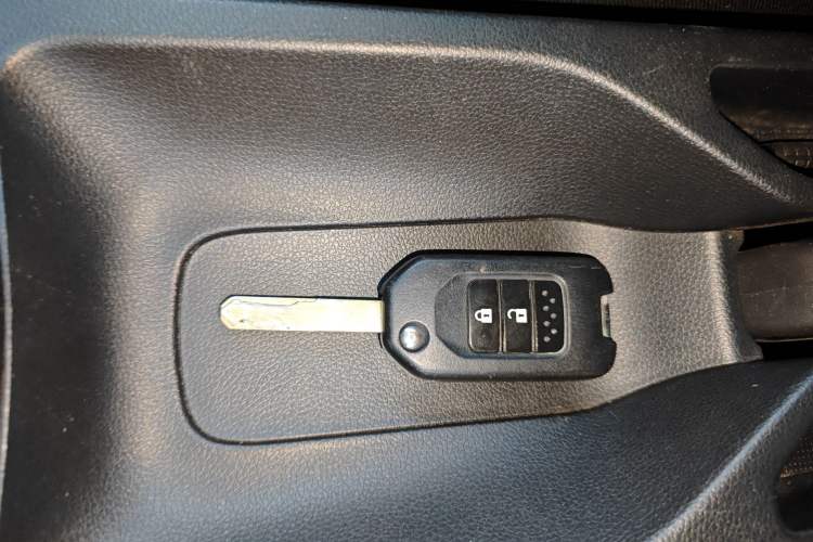 Used Honda Gienia 2017 1.5L CVT Classic Edition Vehicle Key