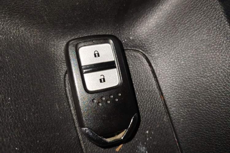 Used Honda Gienia 2017 1.5L CVT Fashion Edition Vehicle Key