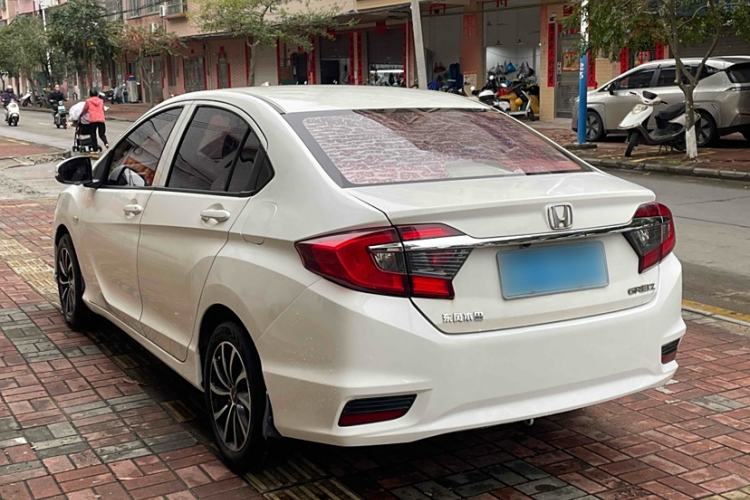 Used Honda Greiz 2016 1.5L CVT Classic Edition Exterior 3