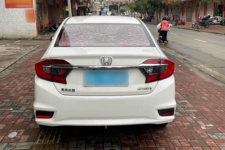 Used Honda Greiz 2016 1.5L CVT Classic Edition Exterior 4