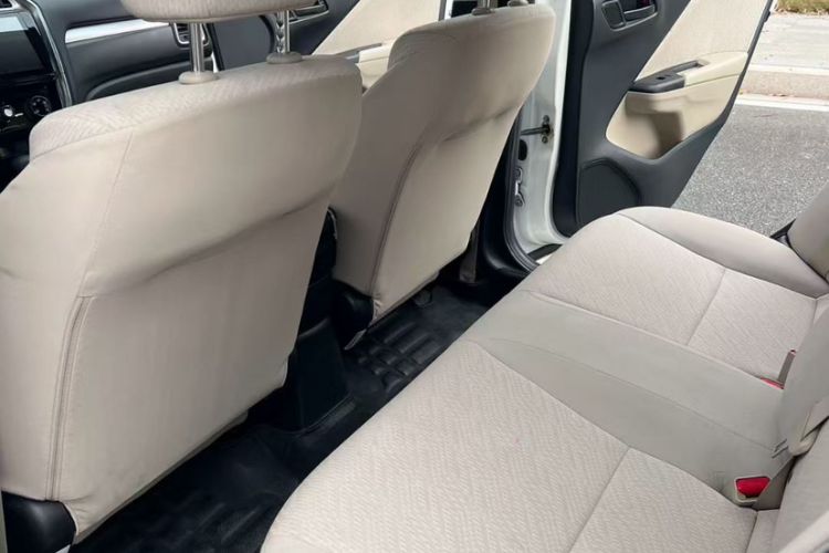 Used Honda Greiz 2016 1.5L CVT Classic Edition Interior 6