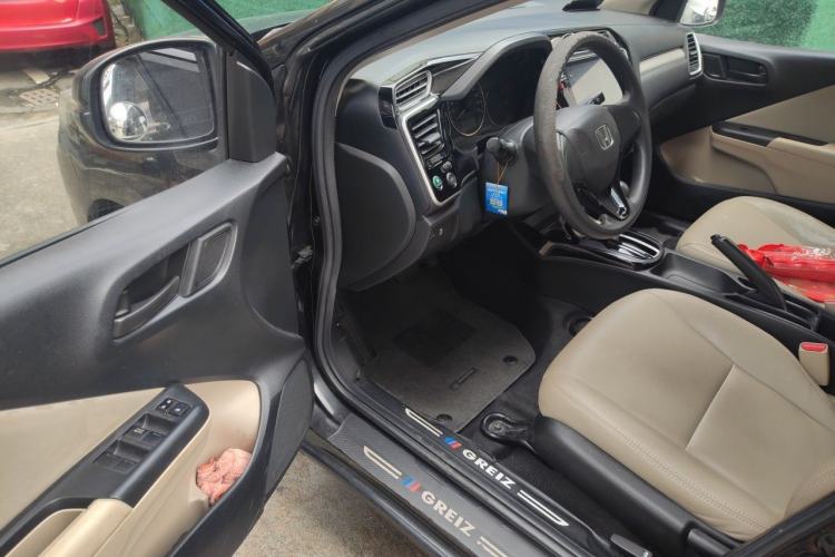 Used Honda Greiz 2016 1.5L CVT Comfort Version Driver Seat