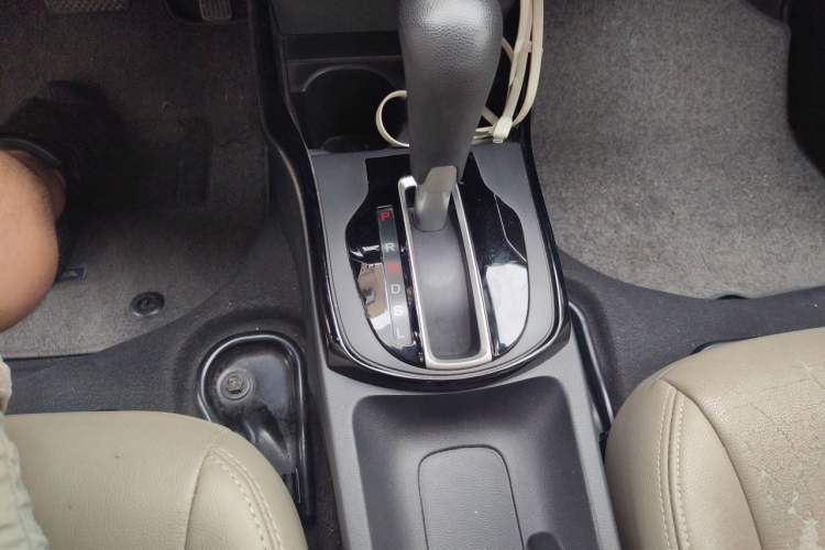 Used Honda Greiz 2016 1.5L CVT Comfort Version Gear Lever