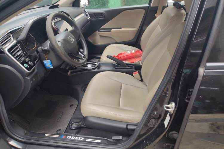 Used Honda Greiz 2016 1.5L CVT Comfort Version Left Front Seat