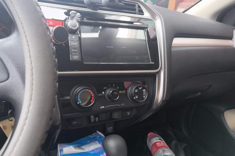Used Honda Greiz 2016 1.5L CVT Classic Edition Audio And AC Panel