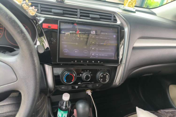 Used Honda Greiz 2016 1.5L CVT Classic Edition Audio And AC Panel