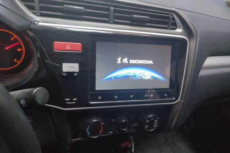 Used Honda Greiz 2016 1.5L CVT Classic Edition Audio And AC Panel
