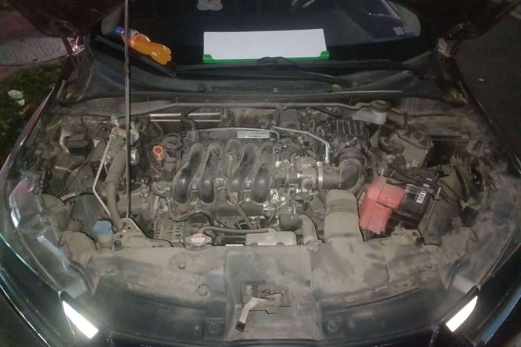 Used Honda Greiz 2016 1.5L CVT Luxury Edition Engine Bay