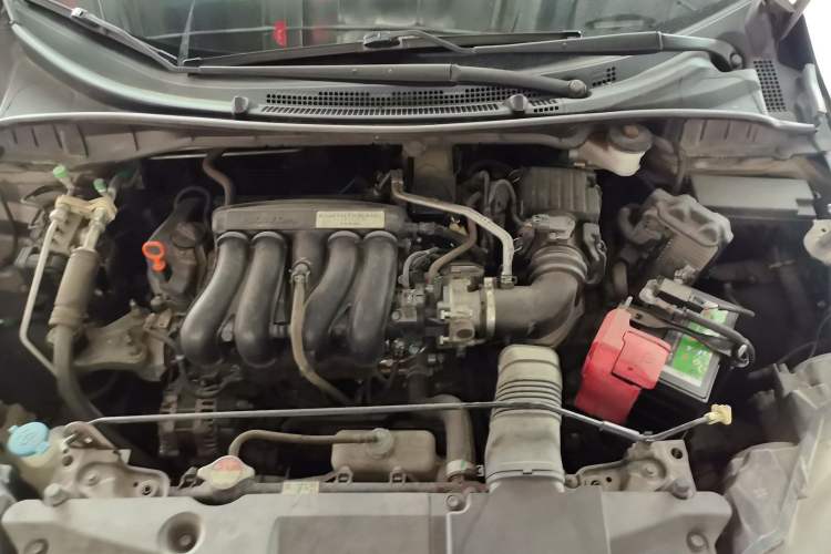 Used Honda Greiz 2016 1.5L CVT Classic Edition Engine Bay
