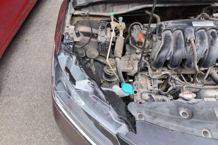 Used Honda Greiz 2016 1.5L CVT Classic Edition Engine Bay Right