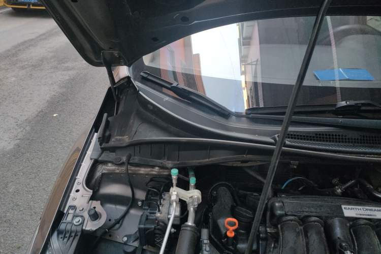 Used Honda Greiz 2016 1.5L CVT Classic Edition Engine Bay Right