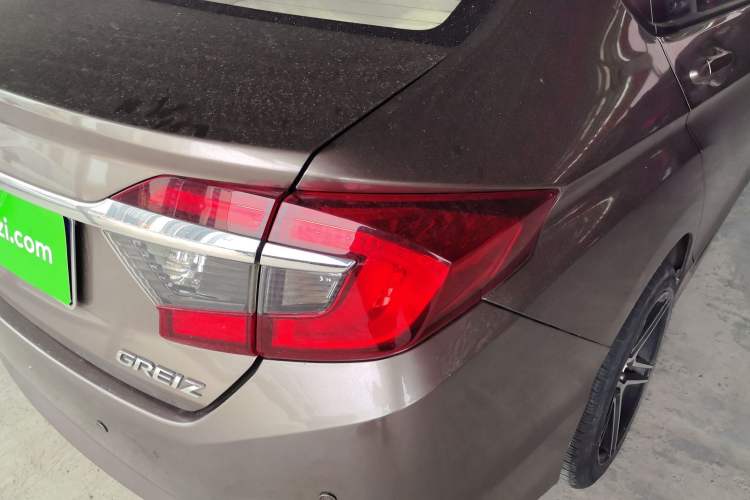 Used Honda Greiz 2016 1.5L CVT Classic Edition Exterior 1