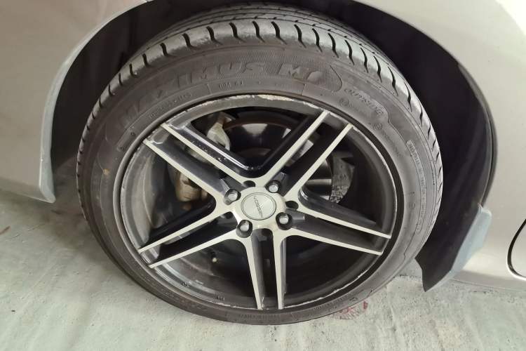 Used Honda Greiz 2016 1.5L CVT Classic Edition Exterior 2