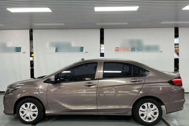 Used Honda Greiz 2016 1.5L CVT Classic Edition Exterior 3