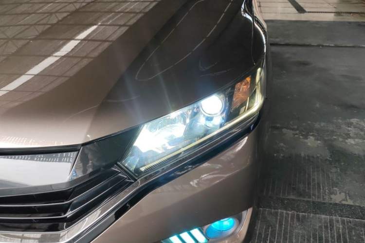 Used Honda Greiz 2016 1.5L CVT Comfort Version Exterior 4