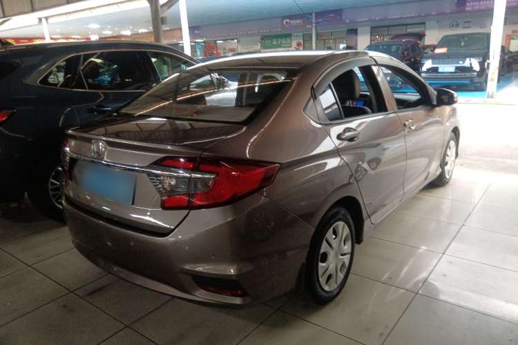 Used Honda Greiz 2016 1.5L CVT Classic Edition Exterior 5