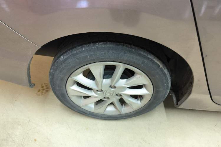 Used Honda Greiz 2016 1.5L CVT Fashion Edition Exterior 5
