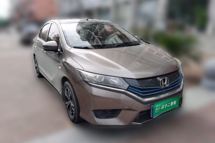 Used Honda Greiz 2016 1.5L Manual Classic Edition Front Right 45 Deg